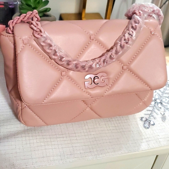NWT GILDA PARIS SMALL QUILTED PINK BAGπππ - Picture 11 of 14
